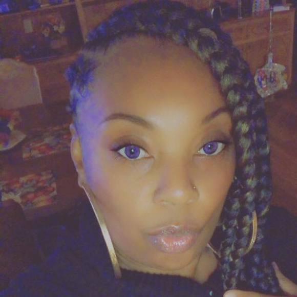 Profile Picture of Chaycemomtobe Chaycenoyel (@mdelone) on Poshmark