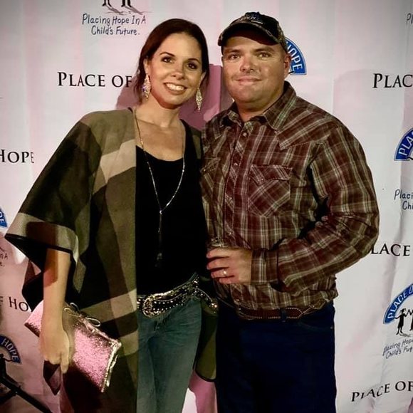 Profile Picture of Jaime Schwartz (@jaimeschwartz) on Poshmark