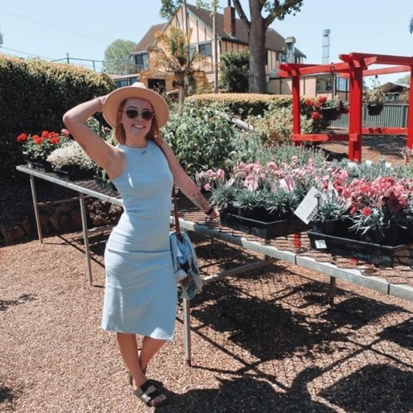 Profile Picture of Rachael Fraser (@rachael_fraser) on Poshmark