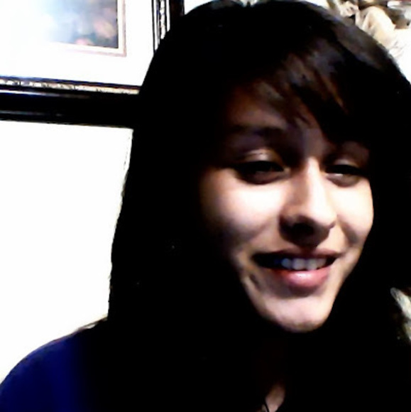 Profile Picture of Janette Molina (@janettem225) on Poshmark