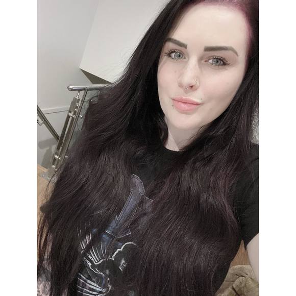 Profile Picture of Faith Stadnyk (@faithstadnyk) on Poshmark