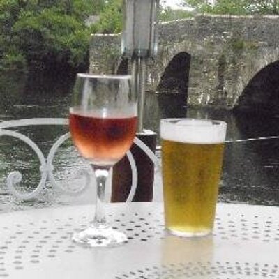 MickSaul&SueSnowden - Twitter Profile Picture of MickSaul&SueSnowden (@sue_mick) on Twitter