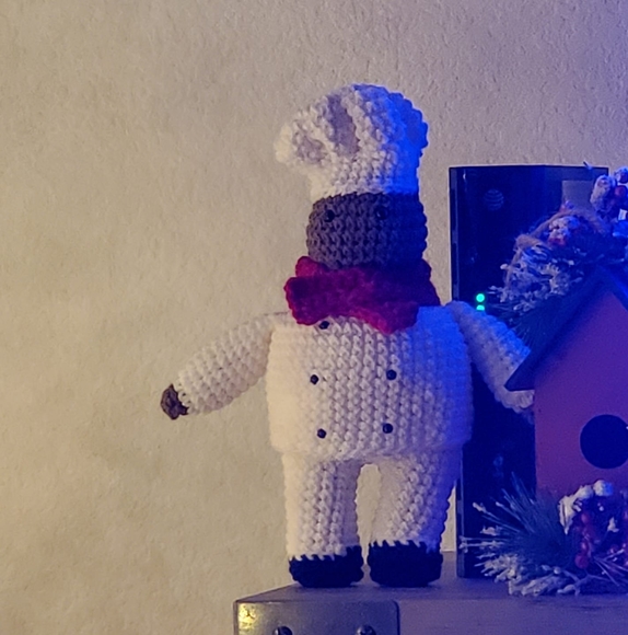 Profile Picture of Kevin Crittendon (@chefkevcritt) on Poshmark