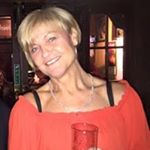 Profile Picture of Julie Catchpole (@julie.catchpole) on Instagram