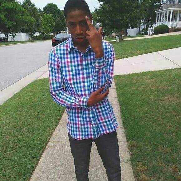 Profile Picture of Keyshawnthompson Keyshawnthompson (@keyshawnthom264) on Poshmark