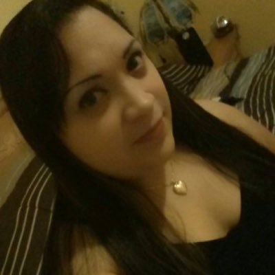 Profile Picture of Claribel Santiago (@worshiper77) on Twitter