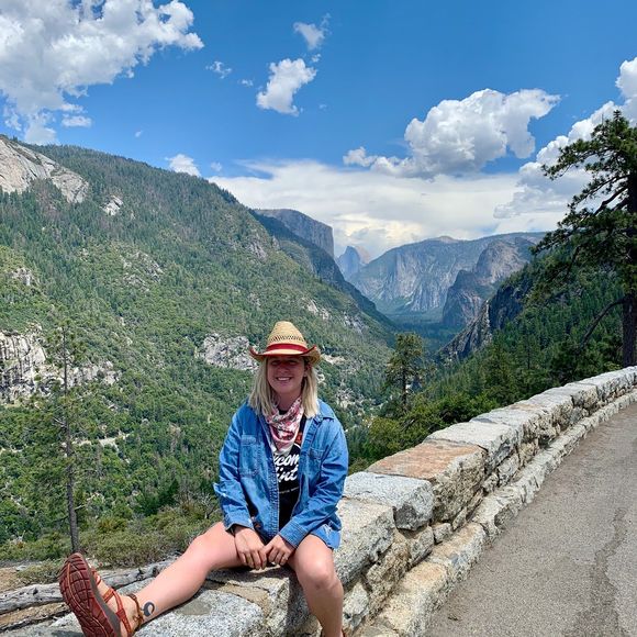 Profile Picture of Briana Bishop (@brianabishop816) on Poshmark