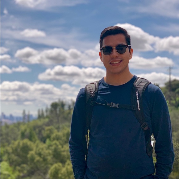 Profile Picture of Jason Munoz (@jasontmunoz) on Poshmark