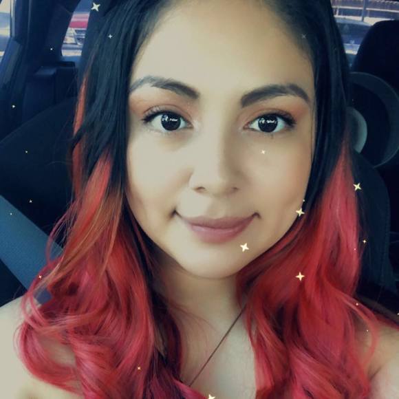 Profile Picture of Nuñez Nuñez de iraheta (@nohemynunez87) on Poshmark