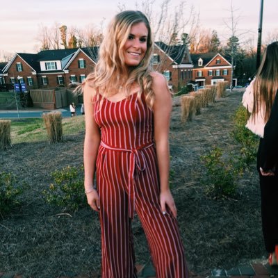 Profile Picture of Julia Oneill (@juliaoneilll) on Twitter