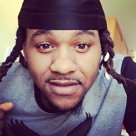 Profile Picture of Alan Lawrence (@whoslilreese) on Poshmark