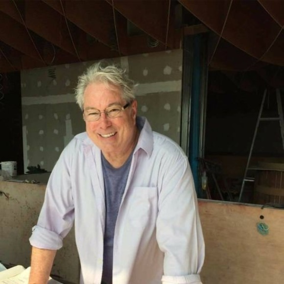 Profile Picture of Jeffrey Klein (@jeffreyklein525) on Poshmark