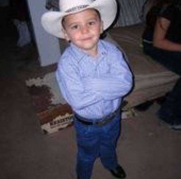 Profile Picture of Eric Perez (@jrericperez) on Poshmark