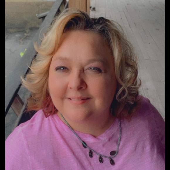 Profile Picture of Kerri Blankenship bryant (@kerribryant27) on Poshmark