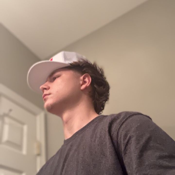 Profile Picture of Logan Reiche (@logan_reiche_) on Tiktok