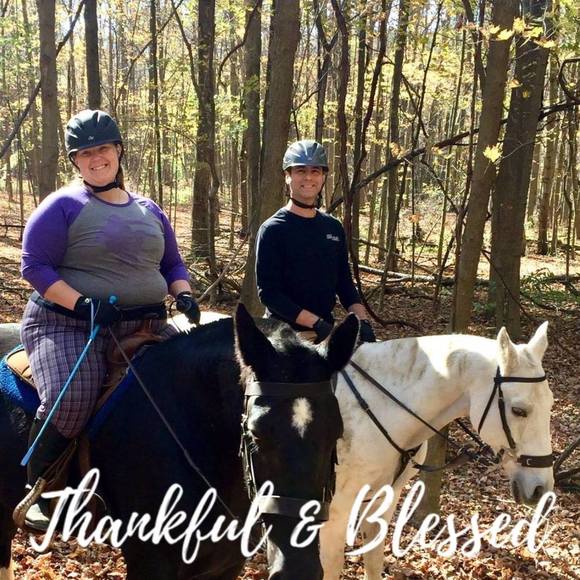 Profile Picture of Sarah Stohlmann (@kamalii) on Poshmark