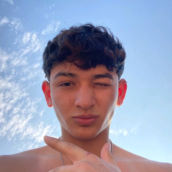 Profile Picture of __davidroman (@__davidroman) on Tiktok