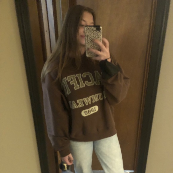 Profile Picture of Rylie Pedersen (@rylie_pedersen) on Poshmark