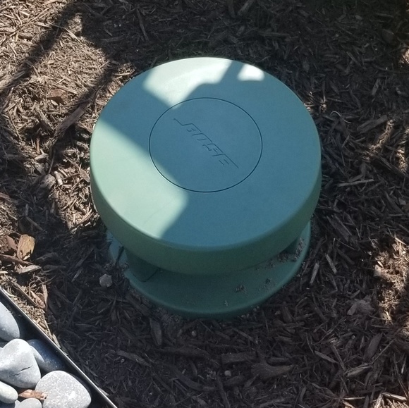 Profile Picture of Leaford Douglas (@leaforddouglas) on Poshmark