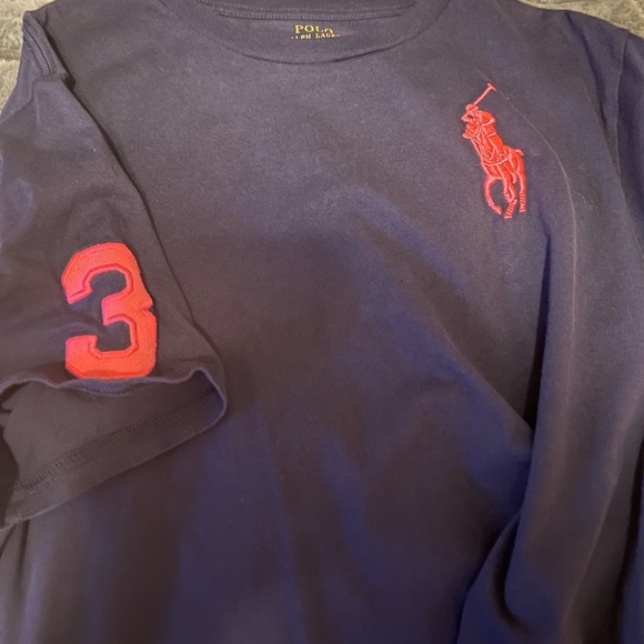 Profile Picture of Andrew Alatorre (@andrewalator410) on Poshmark