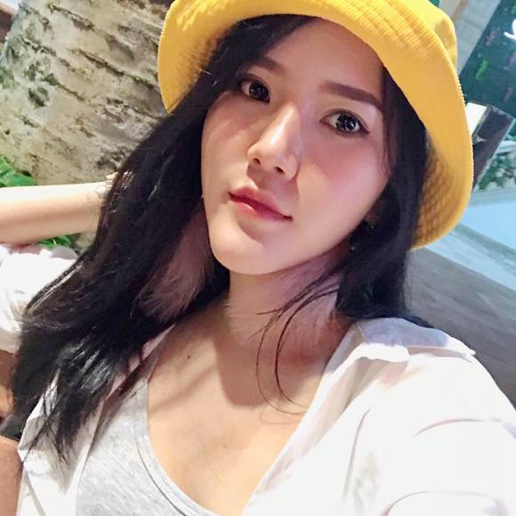 Profile Picture of Pathtamr Path (@pathtamr) on Poshmark