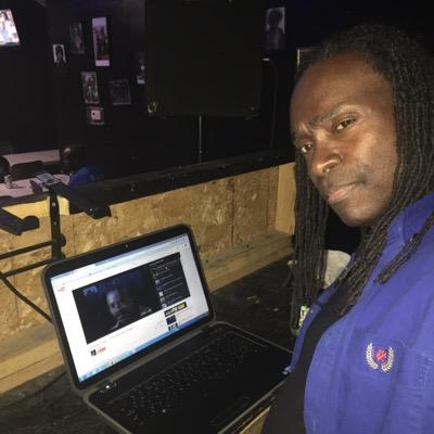 Profile Picture of Daryl Dennis (@TheDennisBand) on Twitter