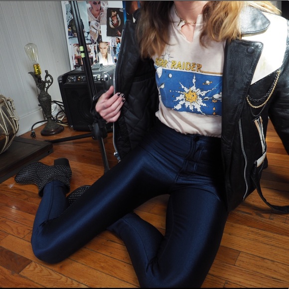 Profile Picture of Atim //e (@shay3493) on Poshmark