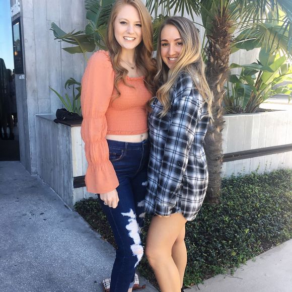 Profile Picture of Samantha Jenko (@samanthajenko) on Poshmark