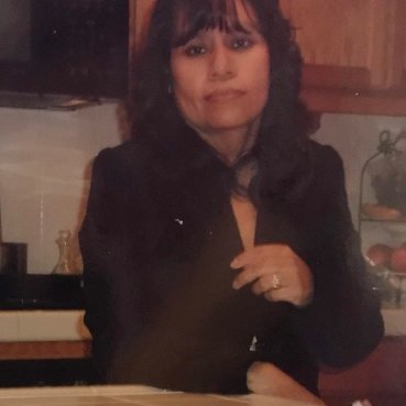 Profile Picture of Maria Exiga (@MariaExiga) on Twitter