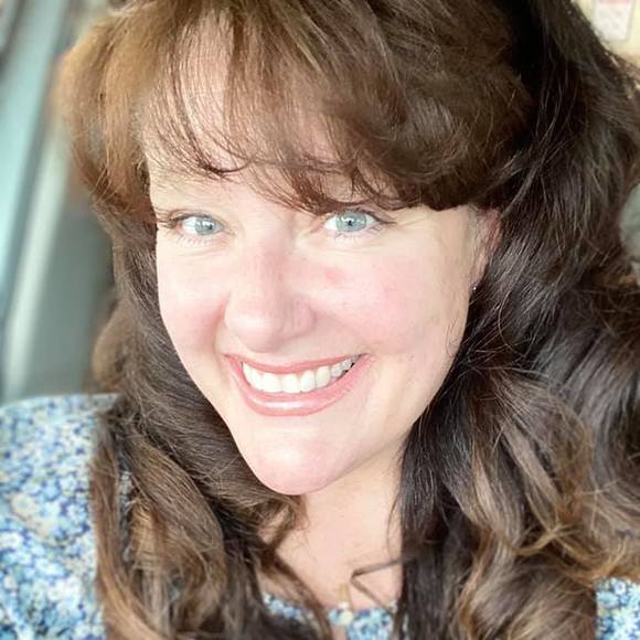 Profile Picture of Vicki Bredemeier (@vbzachcam) on Poshmark