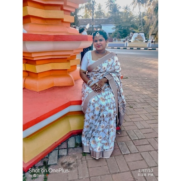 Profile Picture of Samiksha Varconkar (@panda_05) on Poshmark