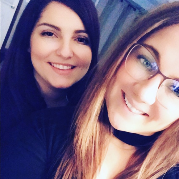 Profile Picture of Christa Grieve (@cgrieve15) on Poshmark