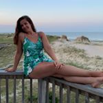 Profile Picture of Sara Clausen (@pbsandwitch12) on Instagram