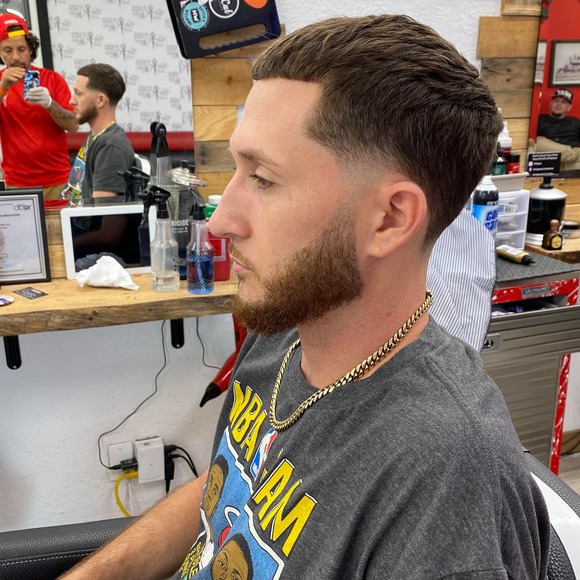 Profile Picture of Patrick Ekey (@pekey561) on Poshmark