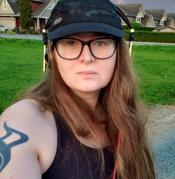 Profile Picture of Autumn Feenstra (@autumnfeenstra) on Poshmark