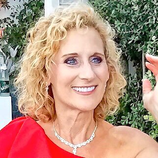 Profile Picture of Cheryl Wallace (@cessick) on Twitter