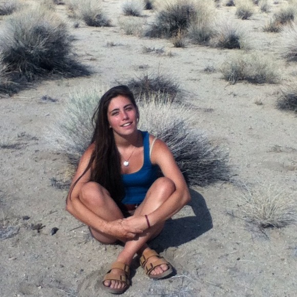 Hannah Stoll - Poshmark Profile Picture of Hannah Stoll (@han97) on Poshmark