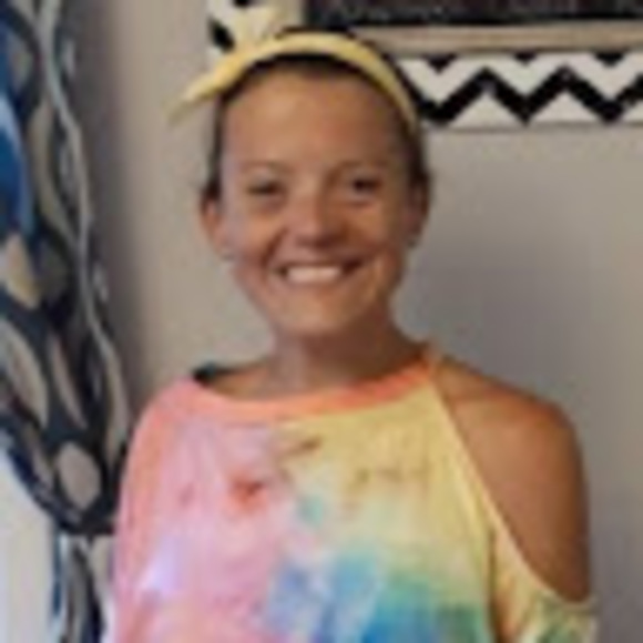 Profile Picture of Ashley Gould (@gouldmomma3) on Poshmark