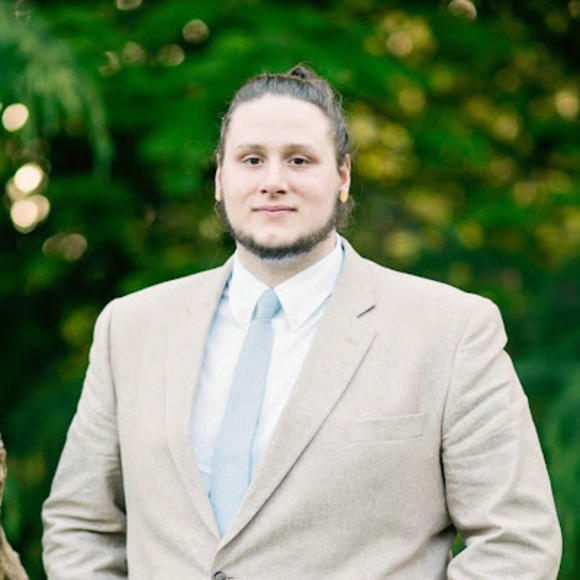 Profile Picture of Jesse Hamann (@jessehamann) on Poshmark