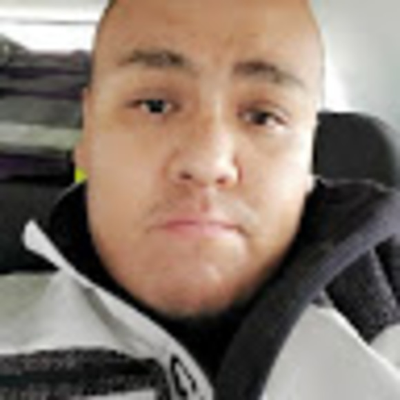 Profile Picture of Reuben Becenti (@leahtayvon88) on Poshmark