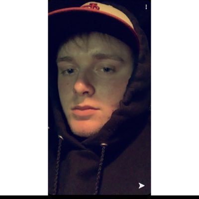 Profile Picture of Justin (@JustinHauser22) on Twitter