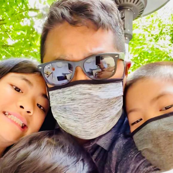 Profile Picture of Robert Yang (@rgyang) on Poshmark