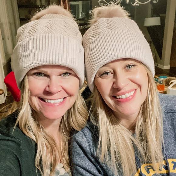 Profile Picture of Kristen Kimpling (@kimpling11) on Poshmark