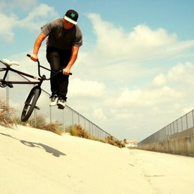 Profile Picture of Tarasik Lutsyshyn (@TrasikLutsyshyn) on Twitter