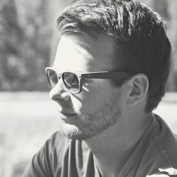 Profile Picture of Jeremy Lindquist (@jeremylindquist) on Poshmark