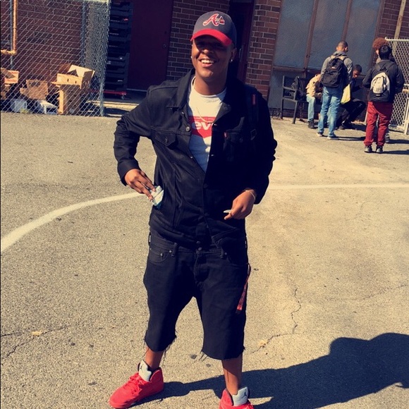 Profile Picture of Tray Worsham (@tray3304) on Poshmark