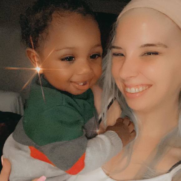 Profile Picture of Sara Krippner (@sarakrippner) on Poshmark