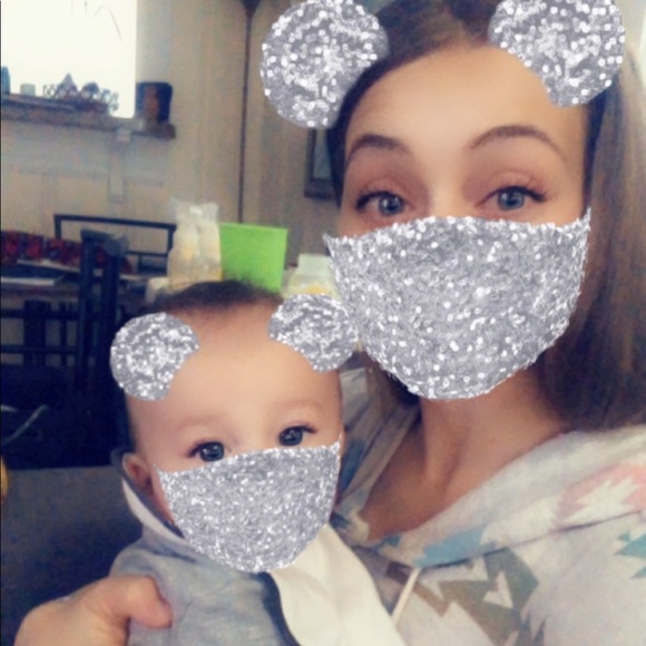 Profile Picture of Lacey Meyer (@meyerl2015) on Poshmark