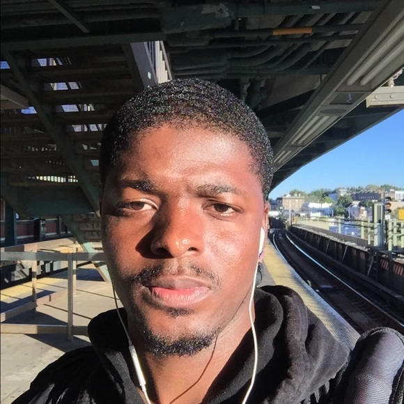 Profile Picture of Kehinde Ogungbemi (@kennycool20) on Poshmark