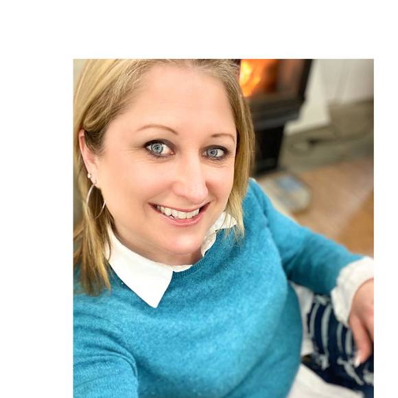 Profile Picture of Sarah Luciani (@sarahdl5) on Poshmark